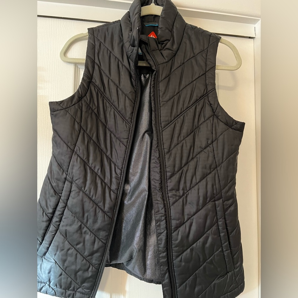 Columbia insulated vest